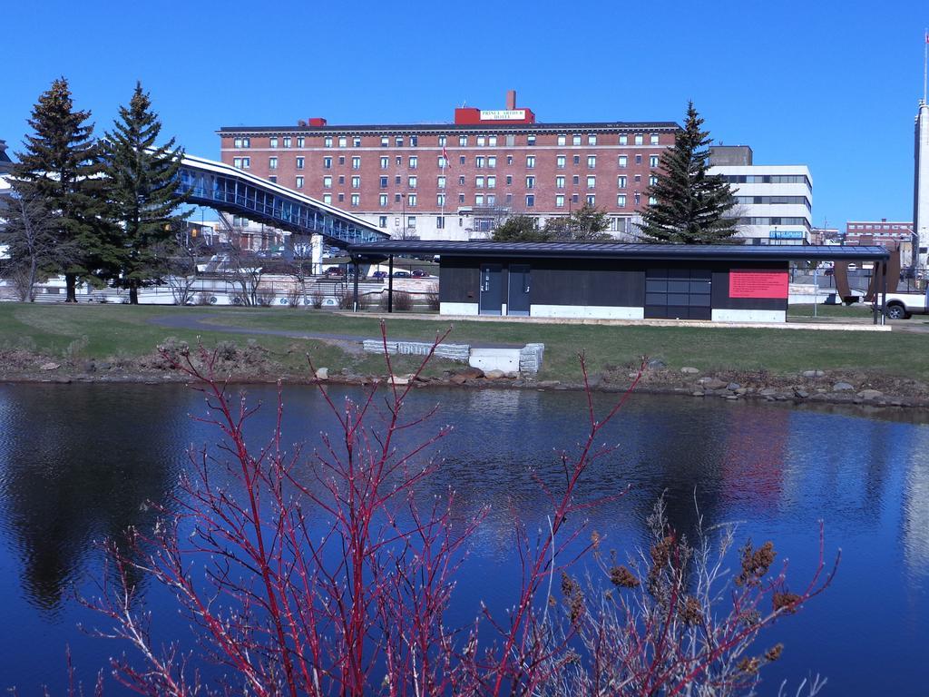 Prince Arthur Waterfront Hotel & Suites Thunder Bay Buitenkant foto